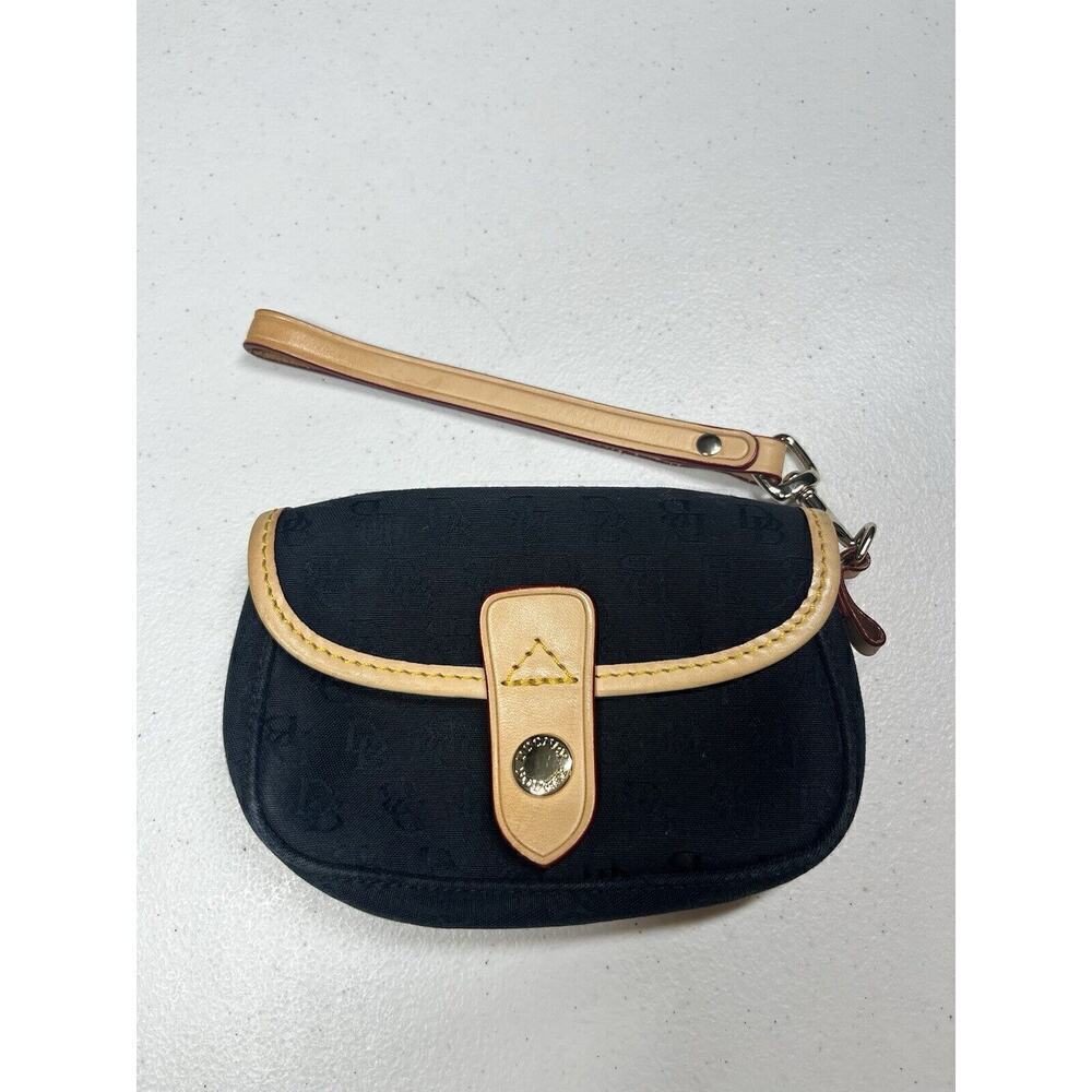 Dooney And Bourke Vintage Black Wristlet Wallet Purse Small Mini